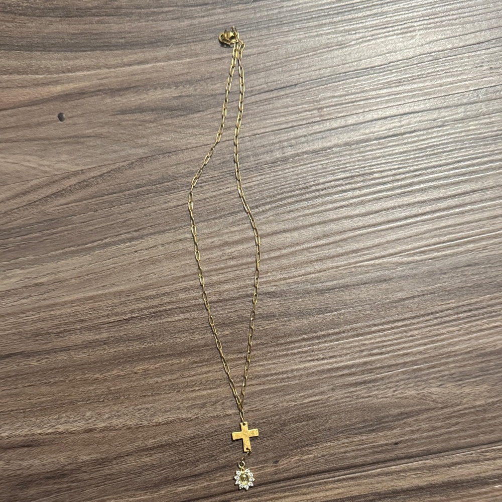 Elegant Gold Cross Necklace with Crystal Pendant